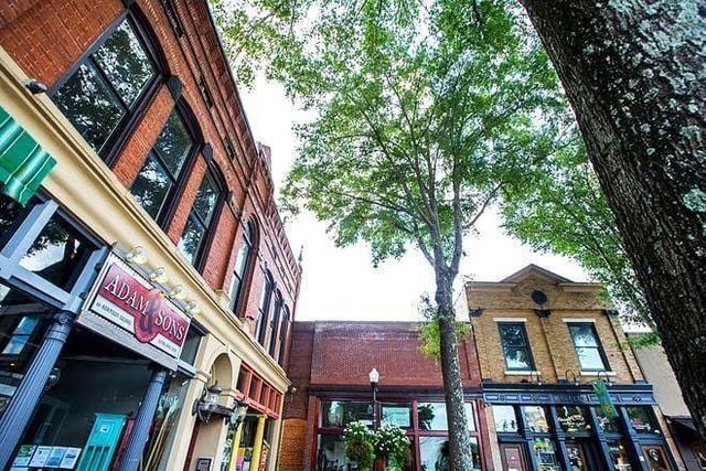 24 Arbor Park, Carrollton, GA 30116