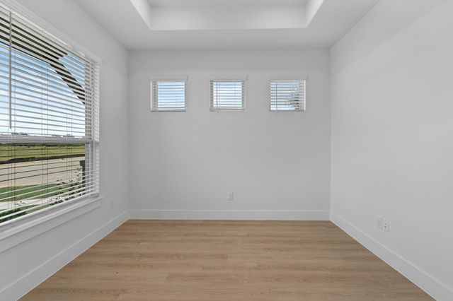 124 Coastal Prairie Drive, Waller, TX 77484