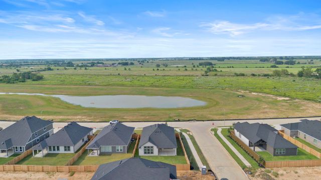 124 Coastal Prairie Drive, Waller, TX 77484