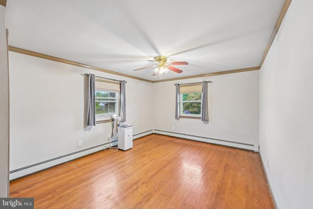 718 AGNES AVE, Morton, PA 19070
