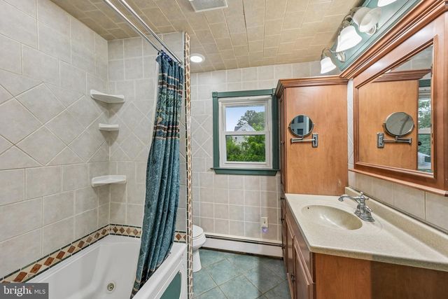 718 AGNES AVE, Morton, PA 19070