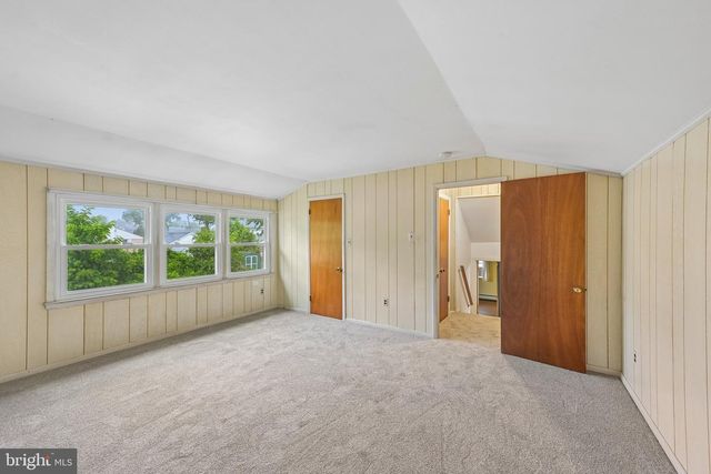 718 AGNES AVE, Morton, PA 19070