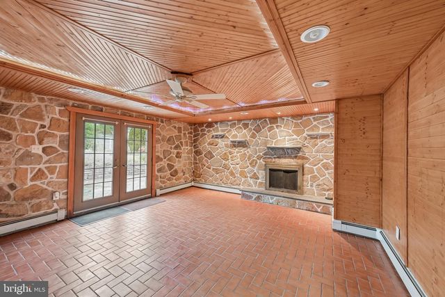 718 AGNES AVE, Morton, PA 19070