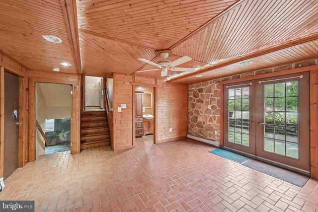 718 AGNES AVE, Morton, PA 19070