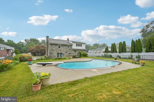 718 AGNES AVE, Morton, PA 19070