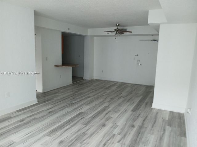 7501 E Treasure Dr 6T, North Bay Village, FL 33141