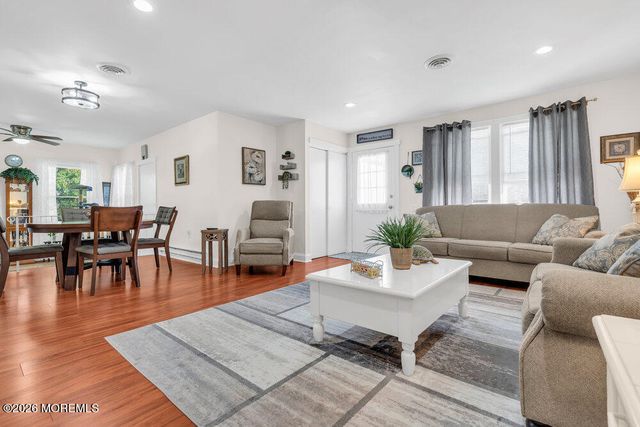 5 Winthrop Place B, Whiting, NJ 08759