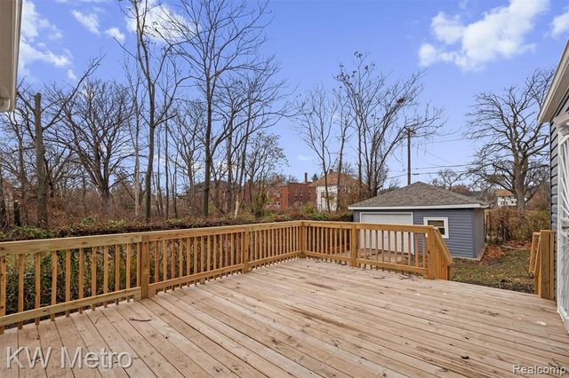 120 Tuxedo Street, Highland Park, MI 48203