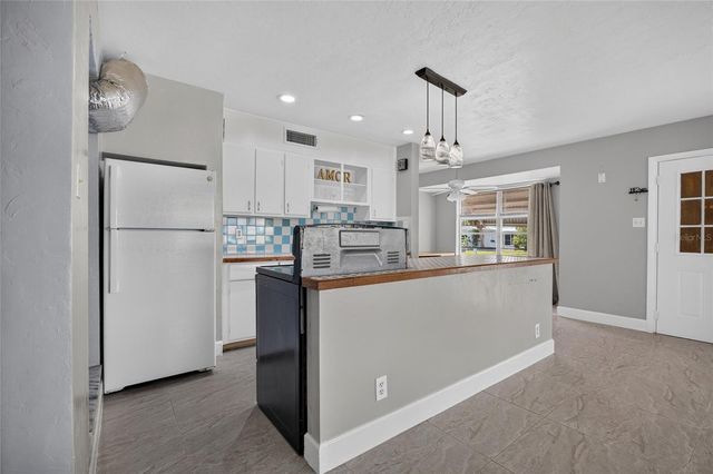 22123 BELINDA AVENUE, Port Charlotte, FL 33952