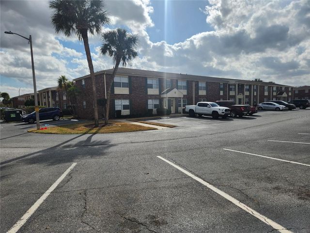 1920 E EDGEWOOD DRIVE D3, Lakeland, FL 33803