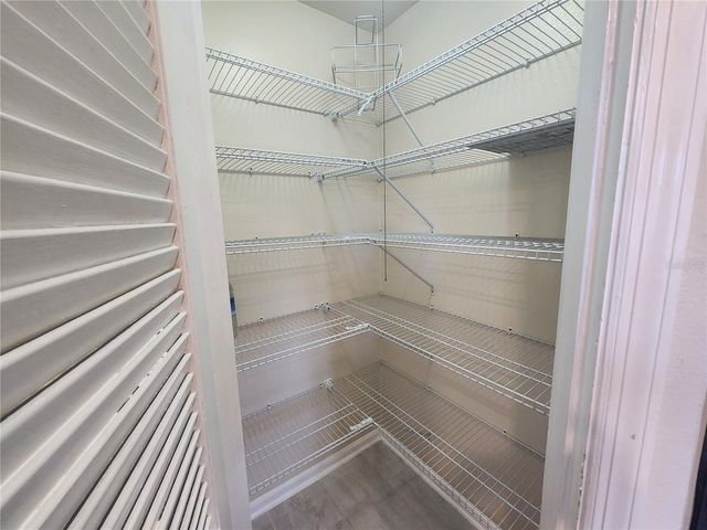 1920 E EDGEWOOD DRIVE D3, Lakeland, FL 33803