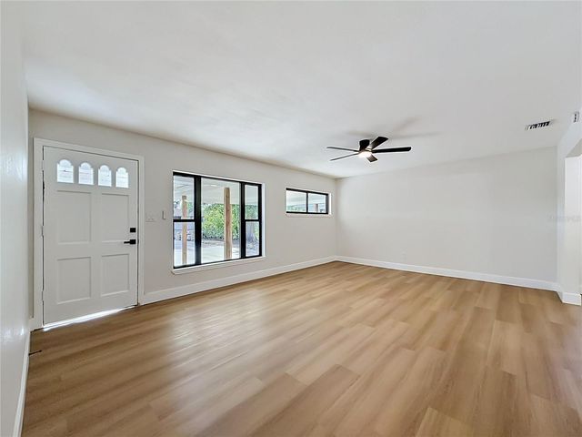 2105 SHAFFER PLACE, Orlando, FL 32806