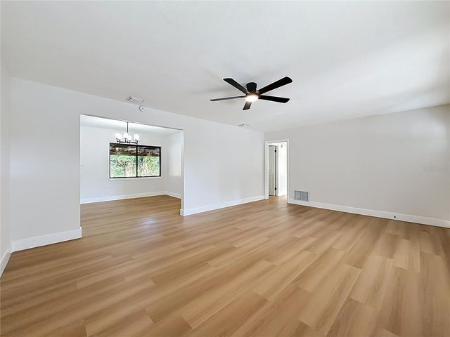 2105 SHAFFER PLACE, Orlando, FL 32806