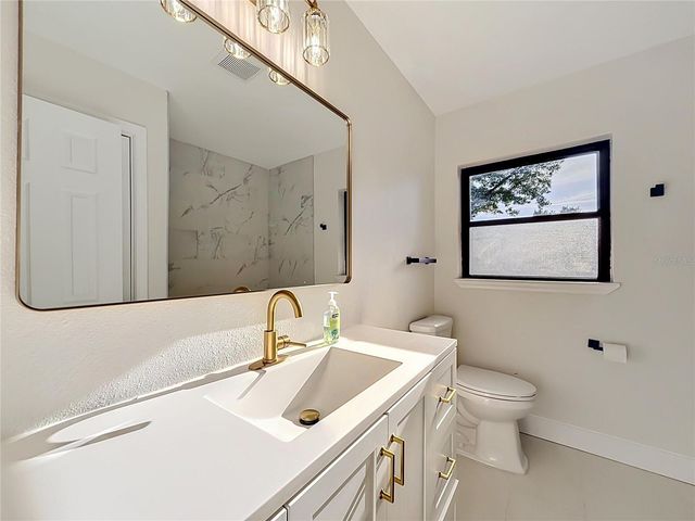 2105 SHAFFER PLACE, Orlando, FL 32806