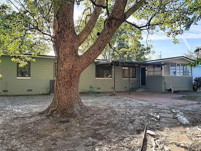 2105 SHAFFER PLACE, Orlando, FL 32806