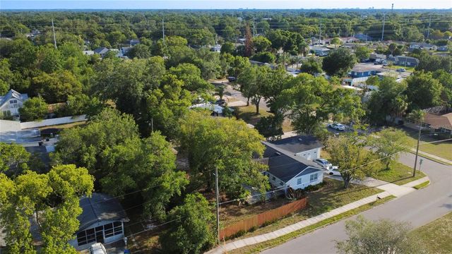 2105 SHAFFER PLACE, Orlando, FL 32806