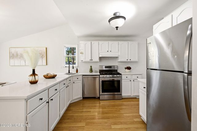 308 Tiller Avenue, Beachwood, NJ 08722