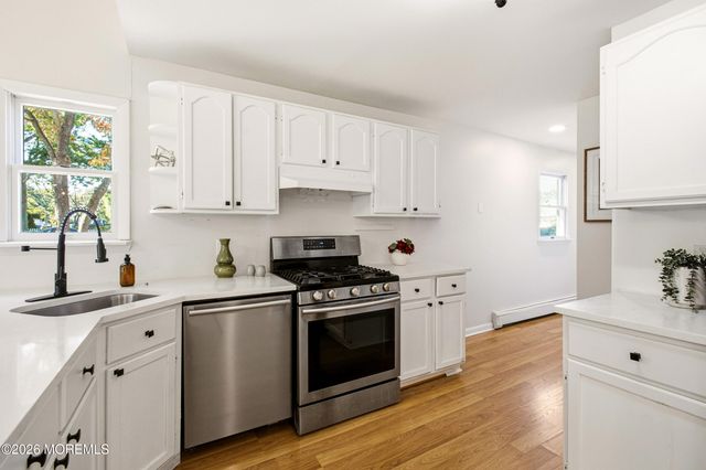 308 Tiller Avenue, Beachwood, NJ 08722