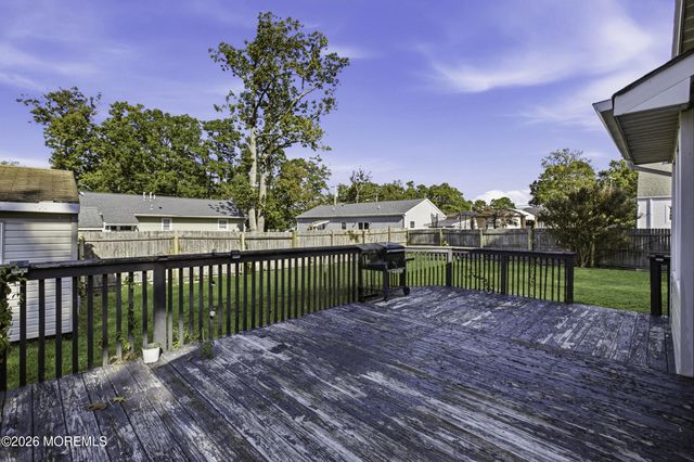 308 Tiller Avenue, Beachwood, NJ 08722