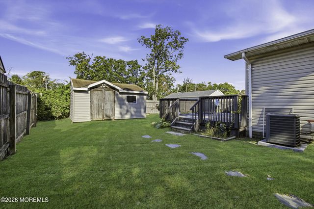 308 Tiller Avenue, Beachwood, NJ 08722