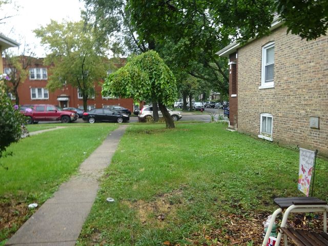 3134 N Long Avenue, Chicago, IL 60641