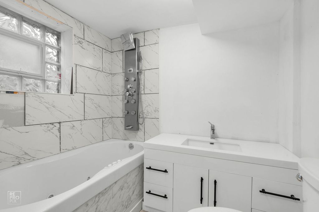 3134 N Long Avenue, Chicago, IL 60641 — photo 5