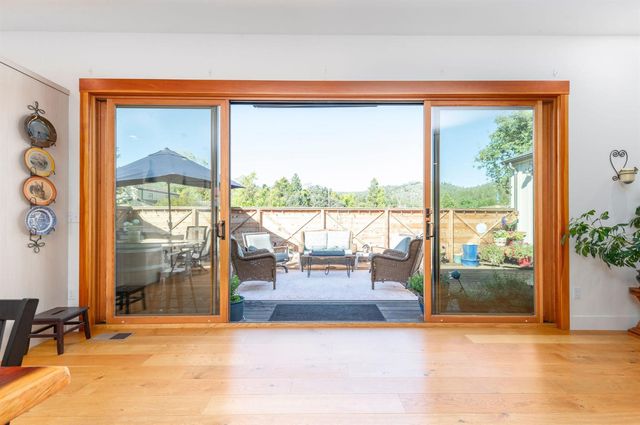 159 Stone Ridge Ct, Murphys, CA 95247
