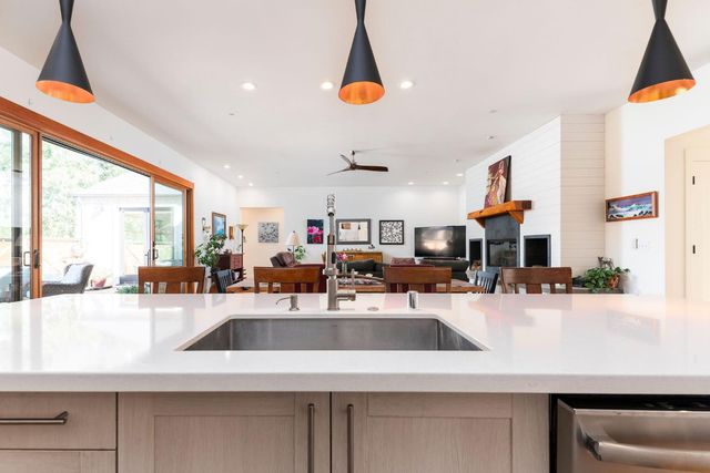 159 Stone Ridge Ct, Murphys, CA 95247