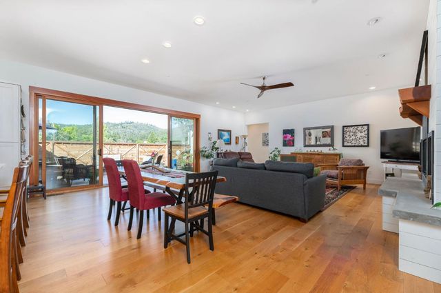 159 Stone Ridge Ct, Murphys, CA 95247