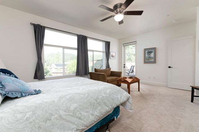 159 Stone Ridge Ct, Murphys, CA 95247