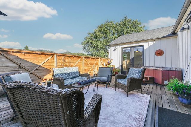 159 Stone Ridge Ct, Murphys, CA 95247