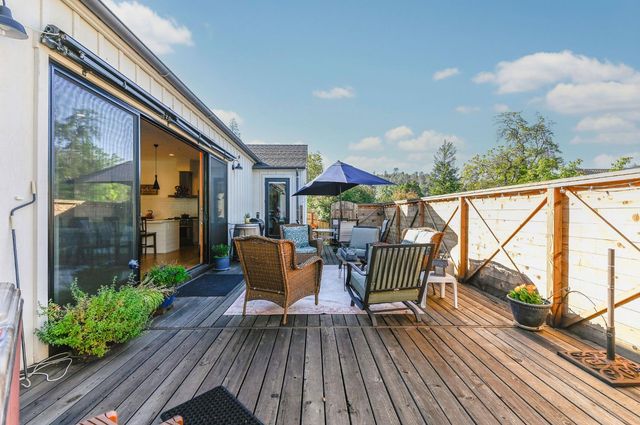 159 Stone Ridge Ct, Murphys, CA 95247