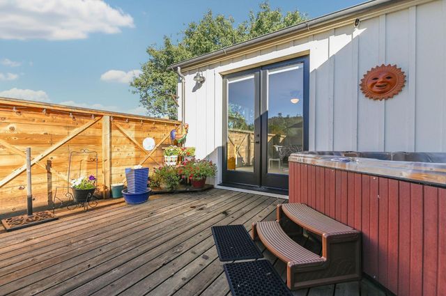 159 Stone Ridge Ct, Murphys, CA 95247