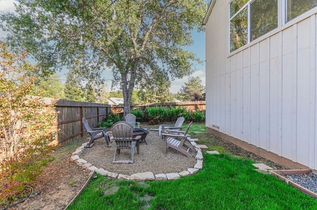 159 Stone Ridge Ct, Murphys, CA 95247