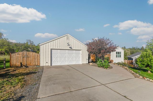 159 Stone Ridge Ct, Murphys, CA 95247