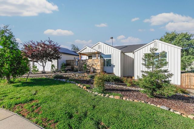159 Stone Ridge Ct, Murphys, CA 95247