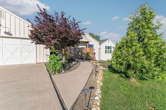 159 Stone Ridge Ct, Murphys, CA 95247