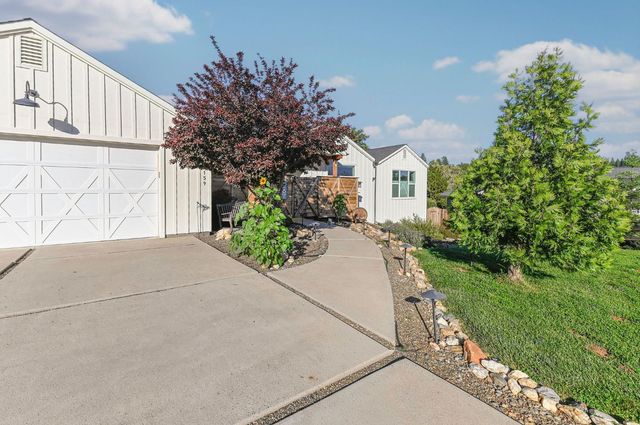 159 Stone Ridge Ct, Murphys, CA 95247