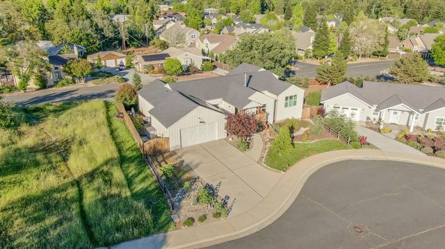 159 Stone Ridge Ct, Murphys, CA 95247