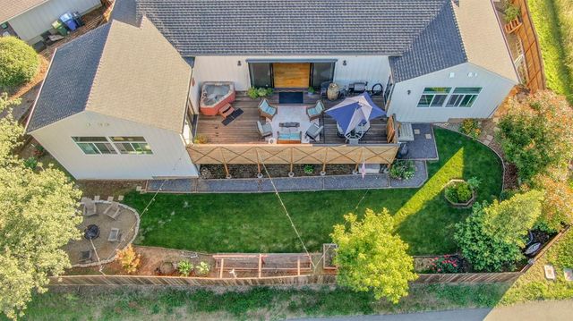 159 Stone Ridge Ct, Murphys, CA 95247