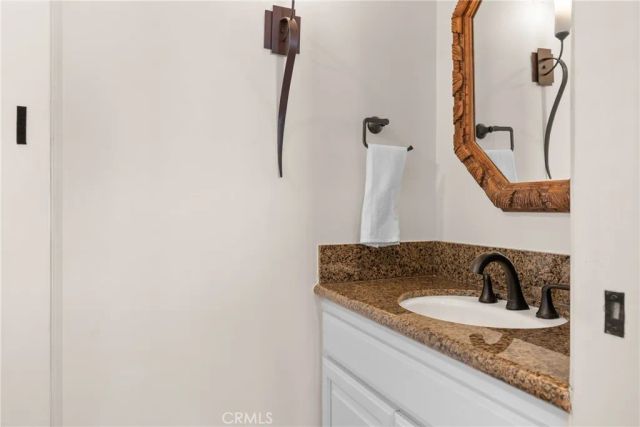 1011 N Bay Front, Newport Beach, CA 92662