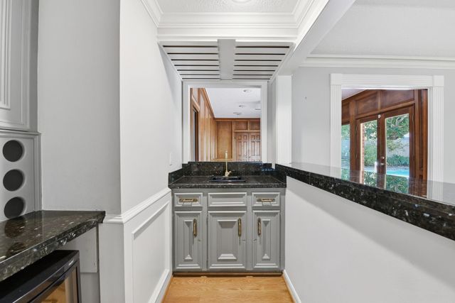 16003 Kempton Park Drive, Spring, TX 77379