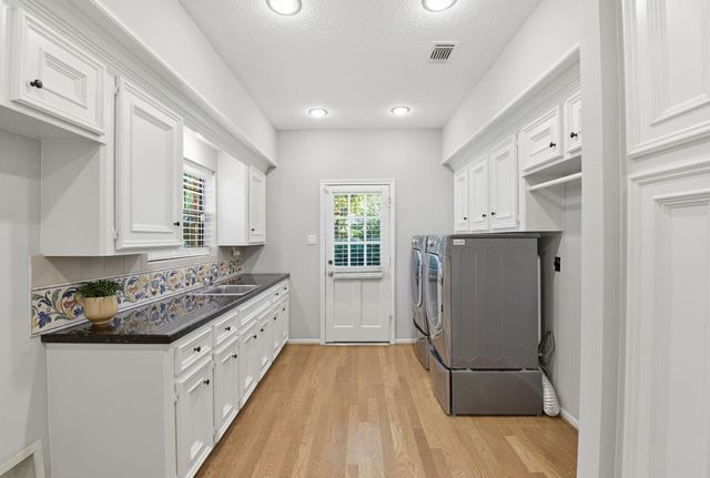 16003 Kempton Park Drive, Spring, TX 77379