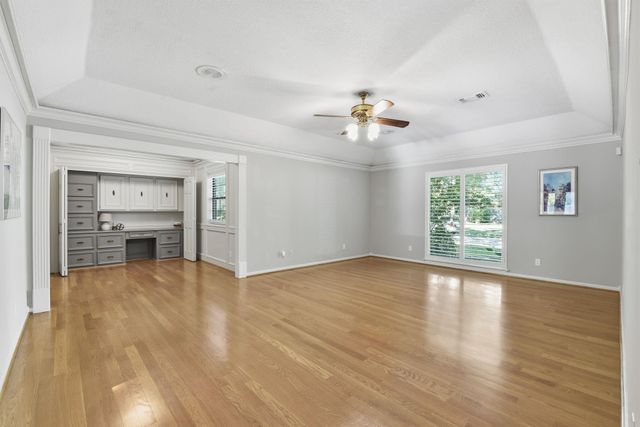 16003 Kempton Park Drive, Spring, TX 77379