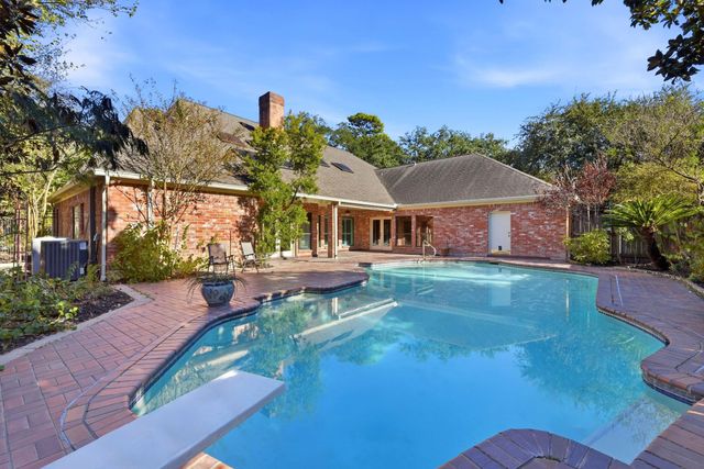 16003 Kempton Park Drive, Spring, TX 77379