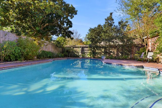 16003 Kempton Park Drive, Spring, TX 77379