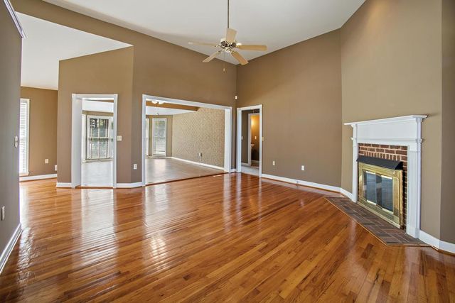 104 Knollwood Court, Orangeburg, SC 29118