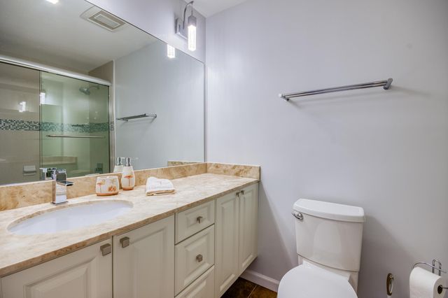 18460 SE Wood Haven Lane D, Jupiter, FL 33469