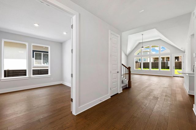 8208 Bouvreuil DR, Austin, TX 78738