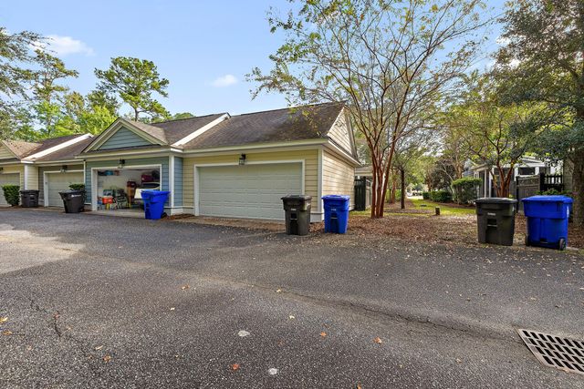 2600 Kings Gate Lane, Mount Pleasant, SC 29466